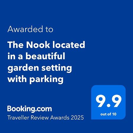 The Nook Located In A Beautiful Garden Setting With Parking Villa Stratford-upon-Avon Bagian luar foto