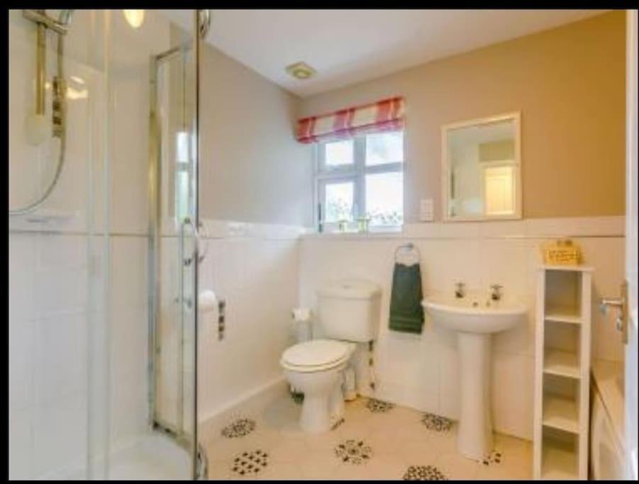 The Nook Located In A Beautiful Garden Setting With Parking Villa Stratford-upon-Avon Bagian luar foto